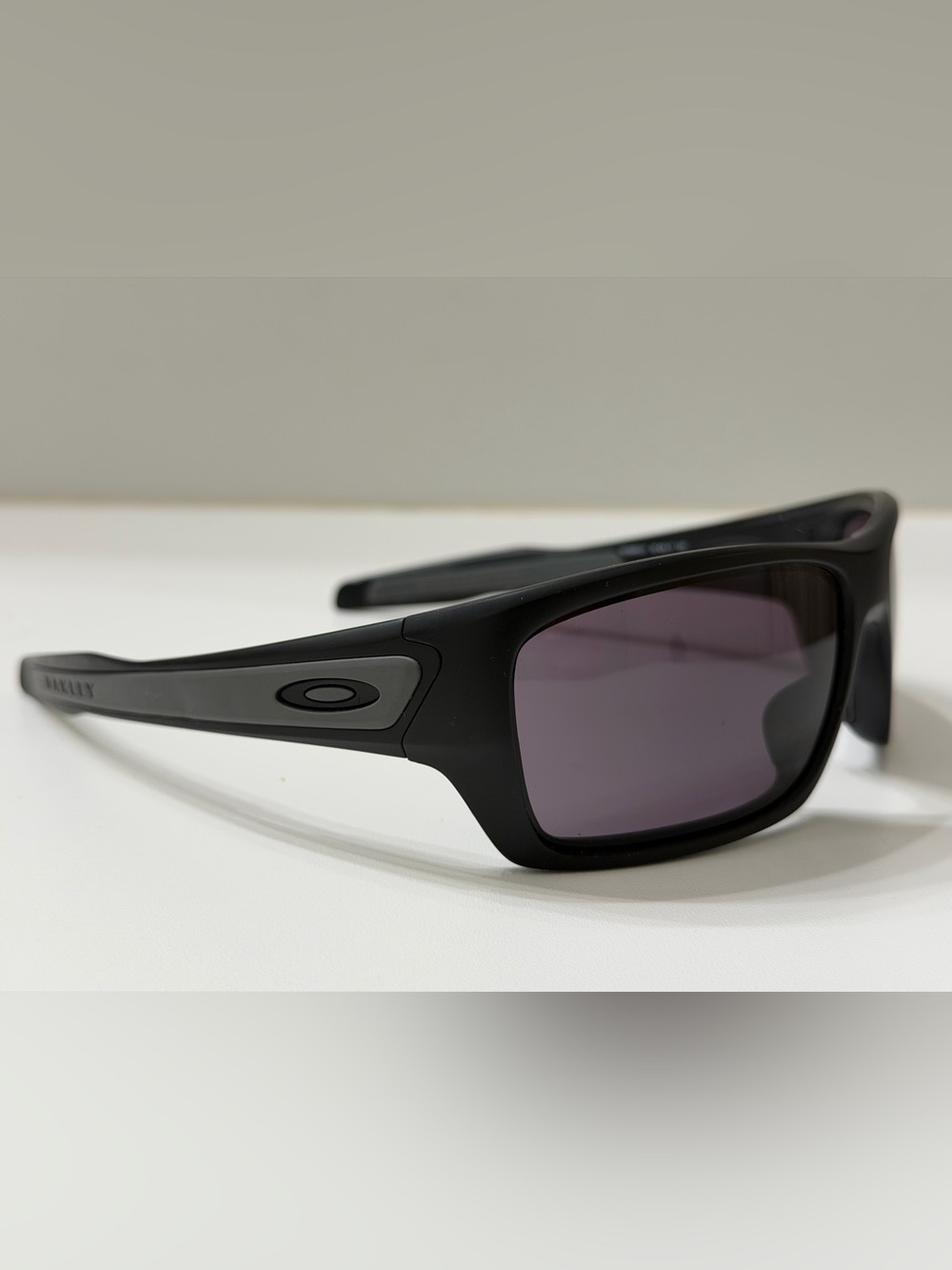 Oakley Turbine